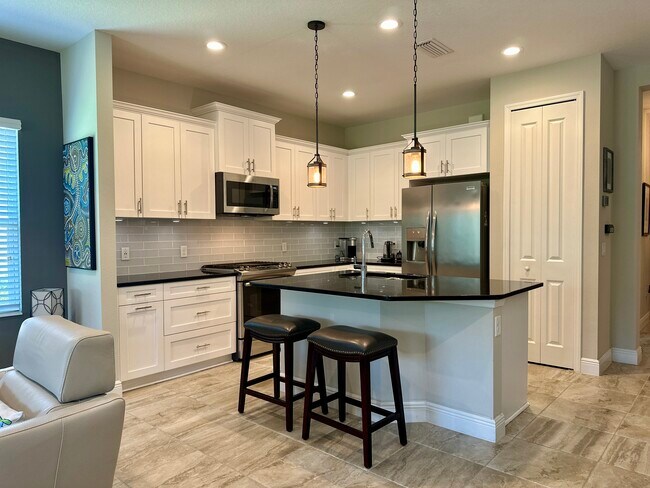 Cocina - 4737 Deep Creek Ter