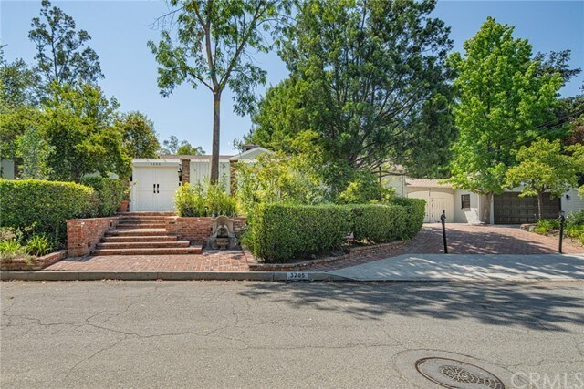 Building Photo - 3205 Berry Dr