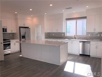 Foto del edificio - 315 Placemark, Irvine, CA 92614 - 3 BR 3.5...