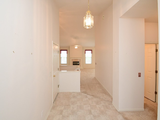 Building Photo - 5018 S 194th Ave