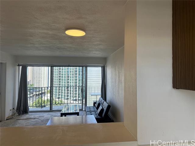 Building Photo - 1909 Ala Wai Blvd