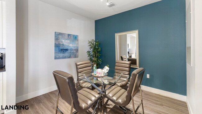 Foto del edificio - 4950 W Prescott St