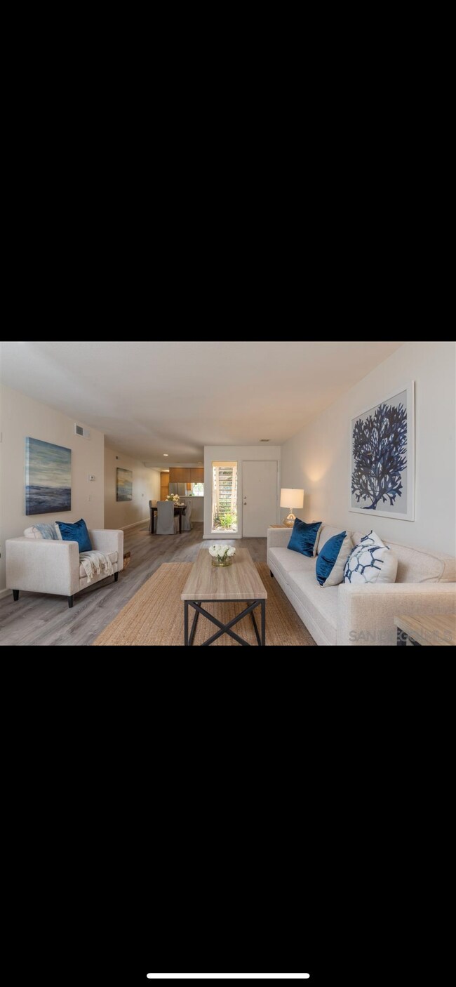 Living room - 4829 Bella Pacific Row