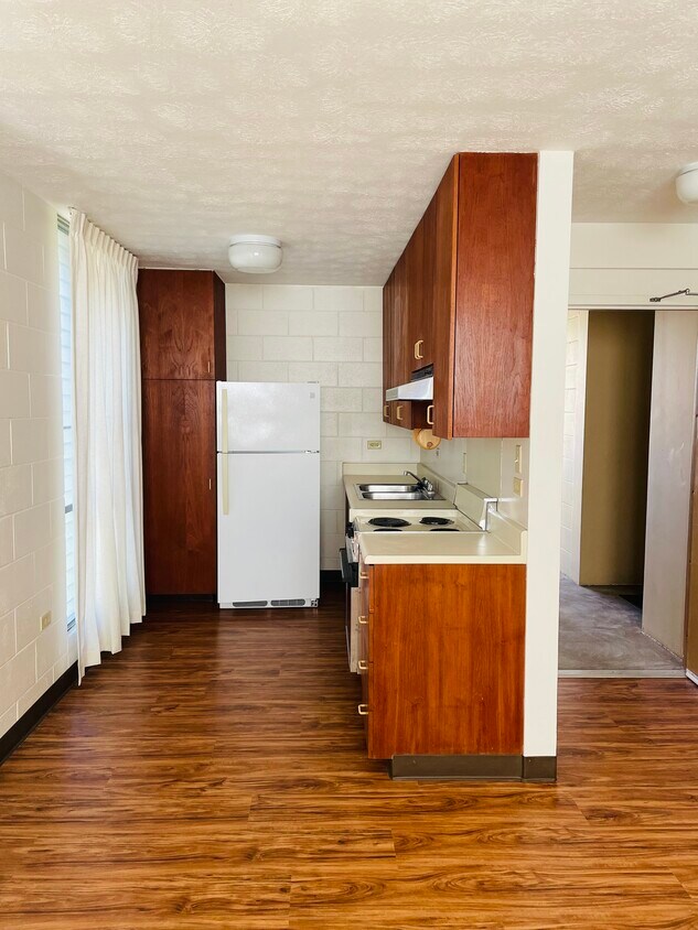 Primary Photo - 912 Lehua Ave