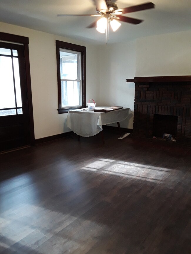 Living Room - 339 Semple St