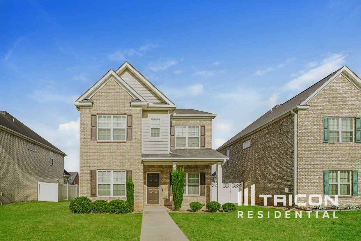 Foto principal - 656 Armitage Way