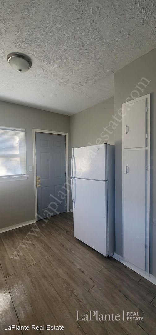Foto del edificio - 3 br, 1 bath House - 3588 Stickney Avenue 1