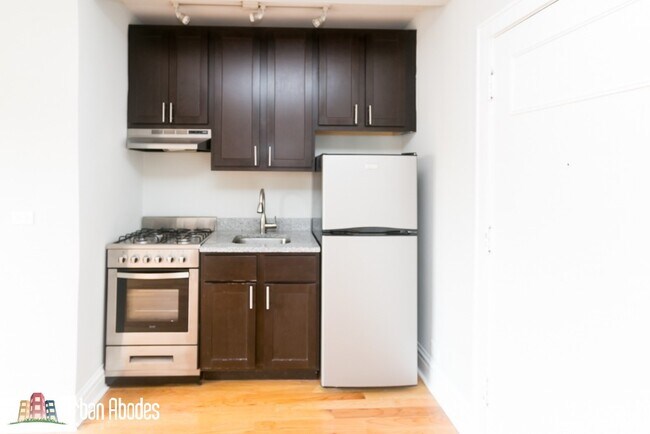 Foto del edificio - 4738 N Hermitage Ave