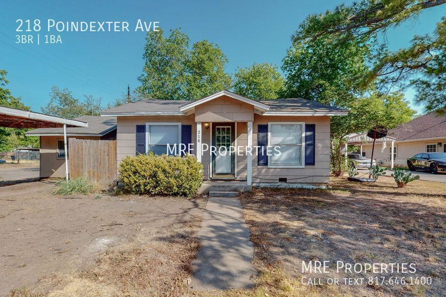 Foto principal - Coming Soon! 3 Bedroom, 1 Bath Cleburne Ho...