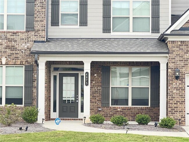 Building Photo - 4675 Silver Oak Dr