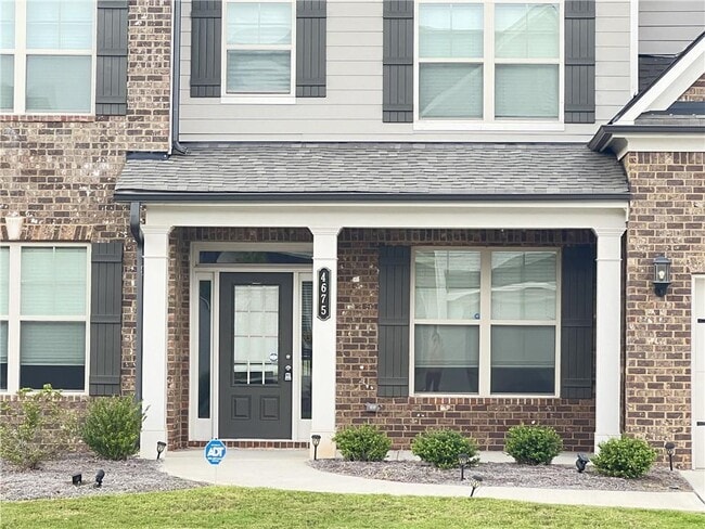 Building Photo - 4675 Silver Oak Dr SW