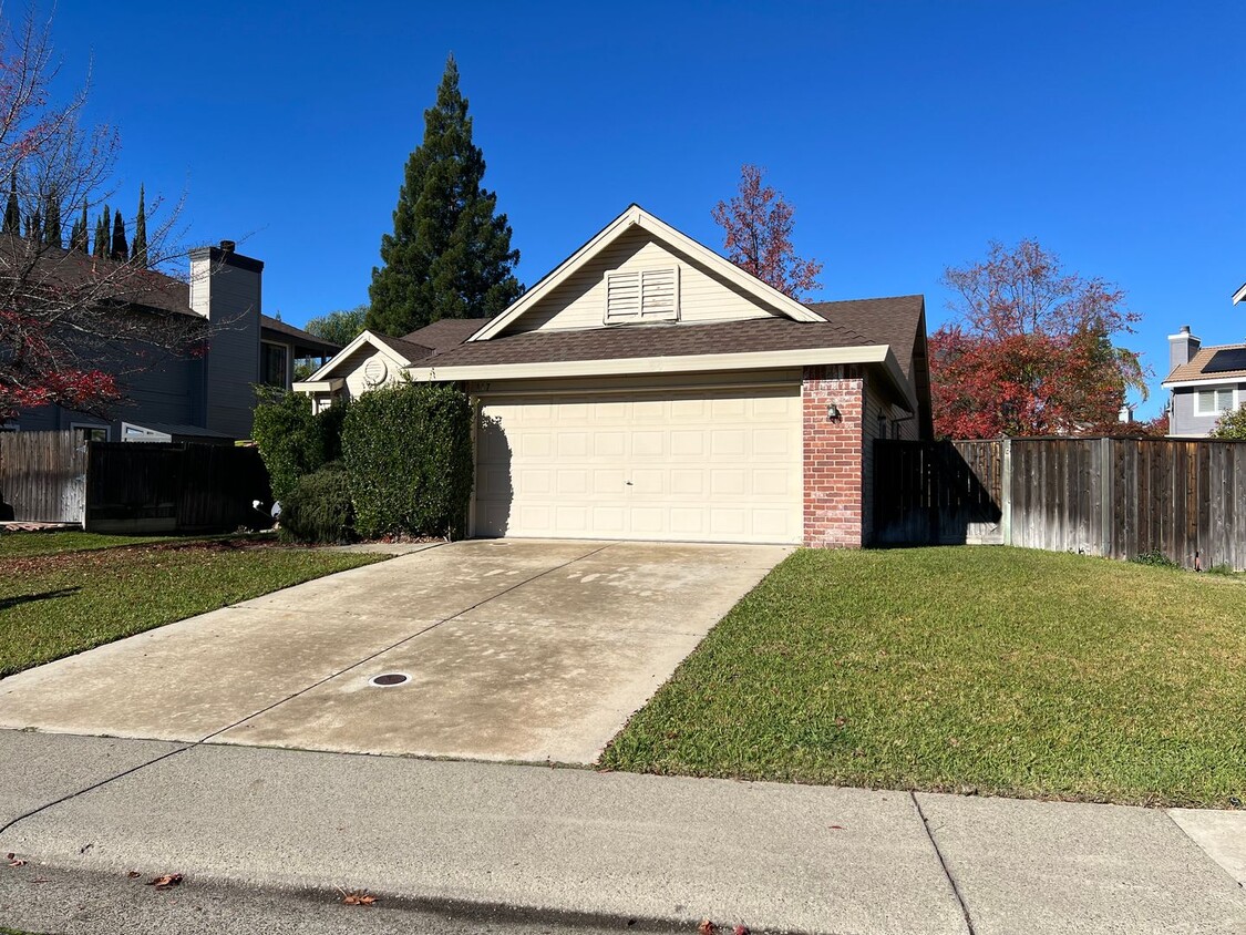 Primary Photo - Three Bedroom Folsom Home