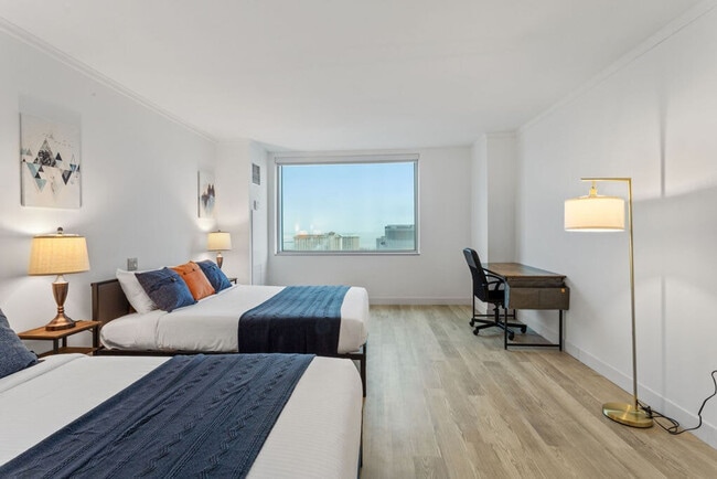 Building Photo - 810 Pacific Ave