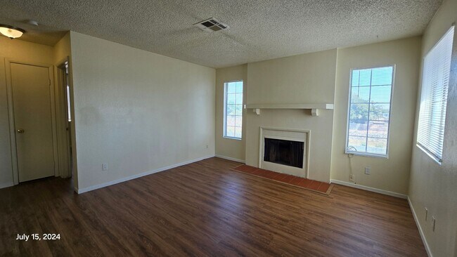 Foto del edificio - 4220 Middlesex Ave