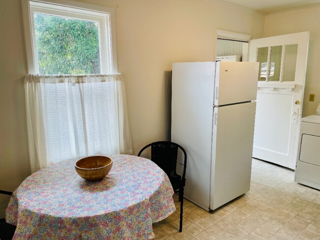 Foto del edificio - 228 S K St