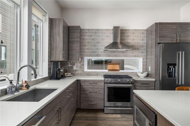 Foto del edificio - 52 Reynolds Square Ln