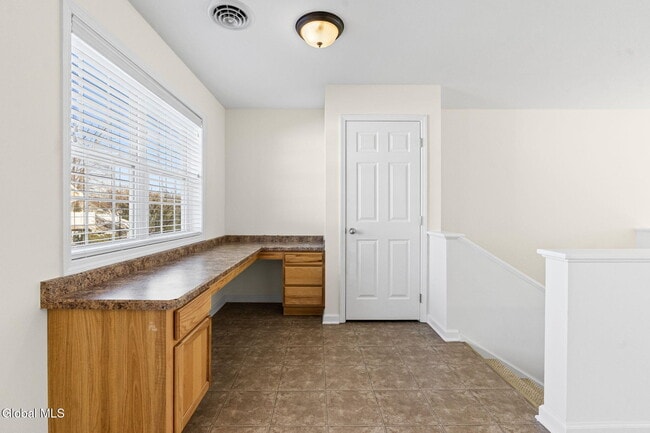 Building Photo - 2000 Curry Rd