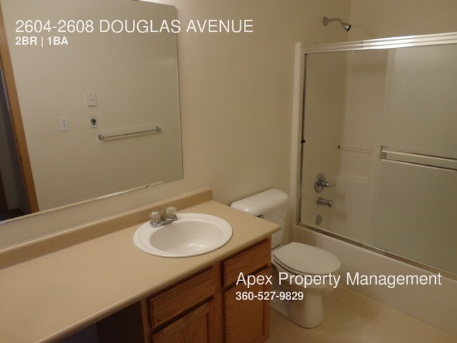 Building Photo - 2604 Douglas Ave