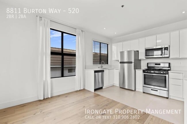 Building Photo - 8811 Burton Way