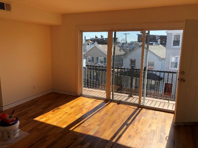Foto del edificio - 244 E Kinney St