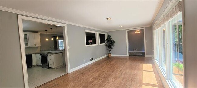 Building Photo - 4488 N Peachtree Rd