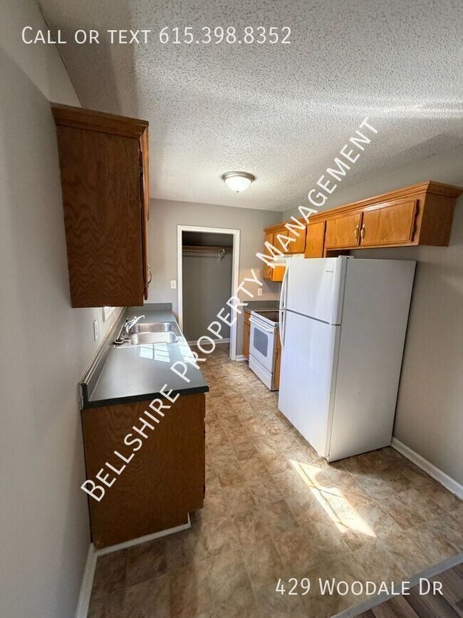 Foto del edificio - 429 Woodale Dr