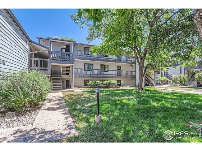 Foto del edificio - Northgate Condo
