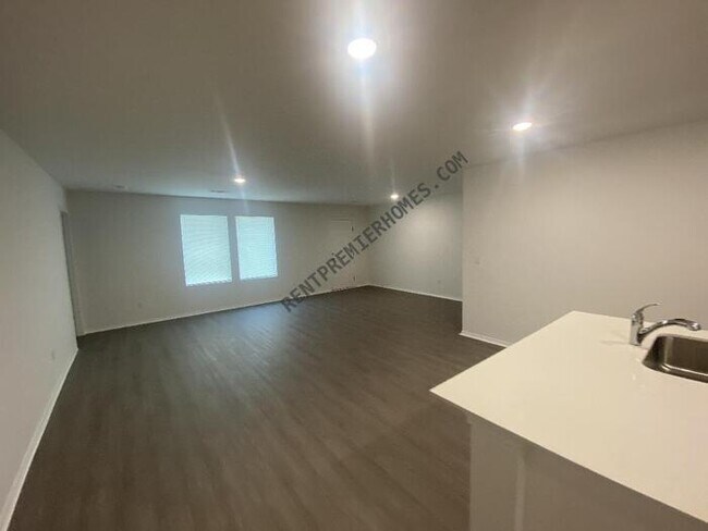 Foto del edificio - 5 Vineyard Dr
