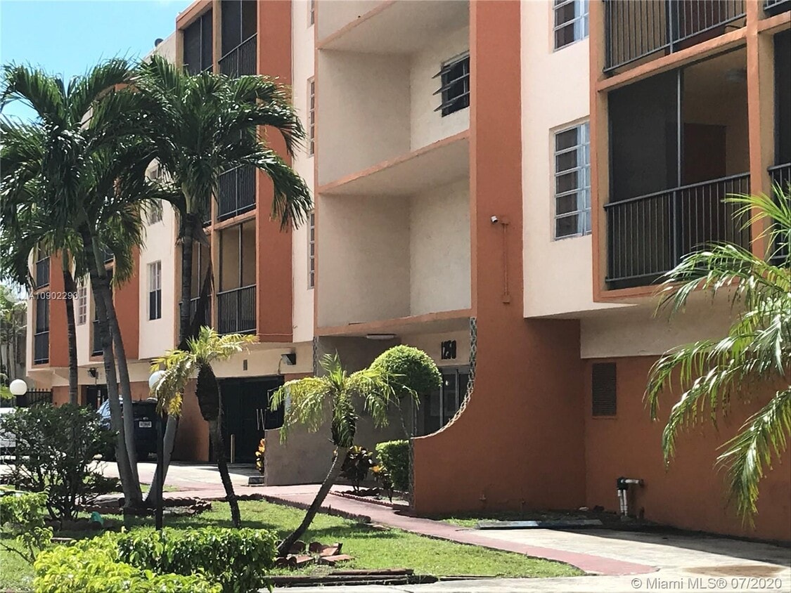 1250 NE 125th St Unit 405C, North Miami, FL 33161 Condo for Rent in