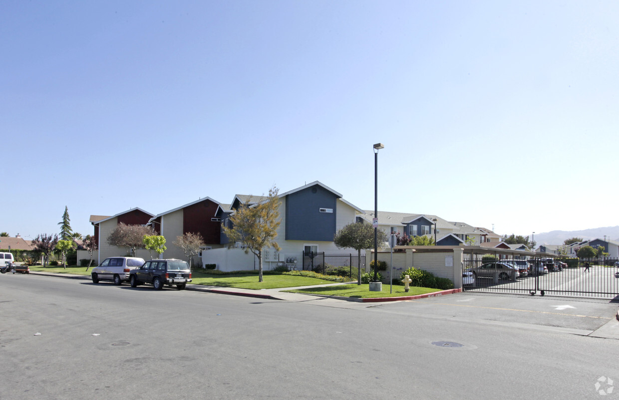 Primary Photo - Gabilan Hills Townhomes