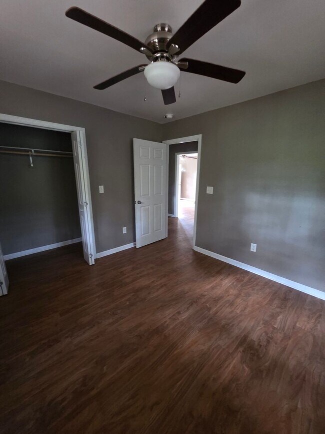 Foto del edificio - Welcome home to 78 Dolphin Lane