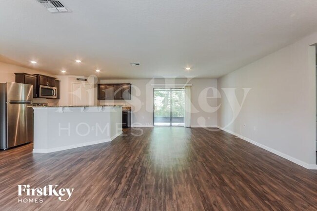 Foto del edificio - 882 N Fairbanks Dr