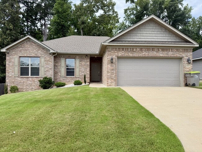Building Photo - 4512 Western Woods Dr
