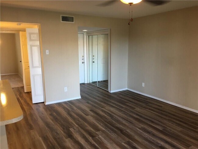 Building Photo - 4484 Chaha Rd