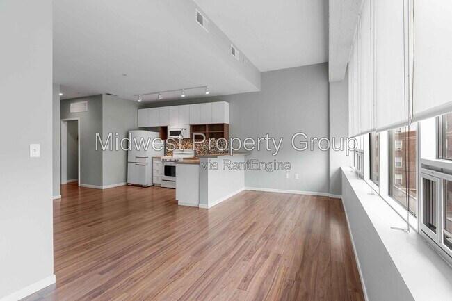 Foto del edificio - 4100 Lindell Blvd