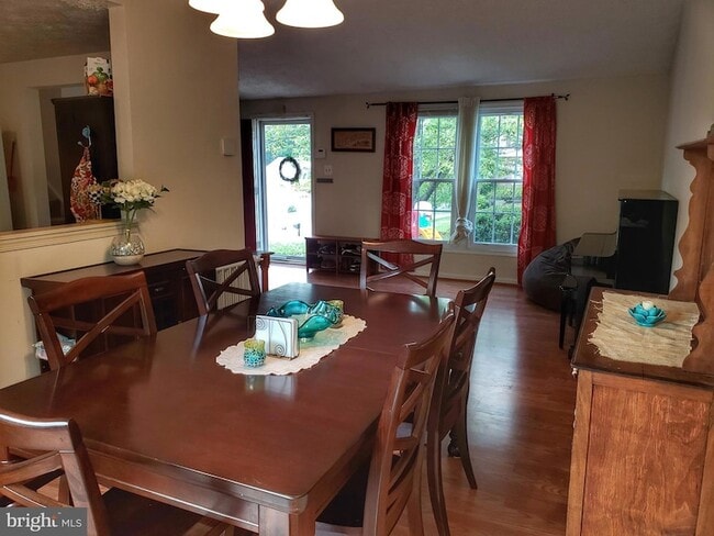 Foto del edificio - 7109 Upper Mills Cir