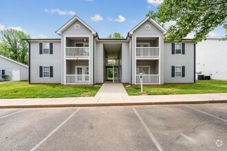 Arlington - Outside View - Arlington Square West/East/Farmers Trace