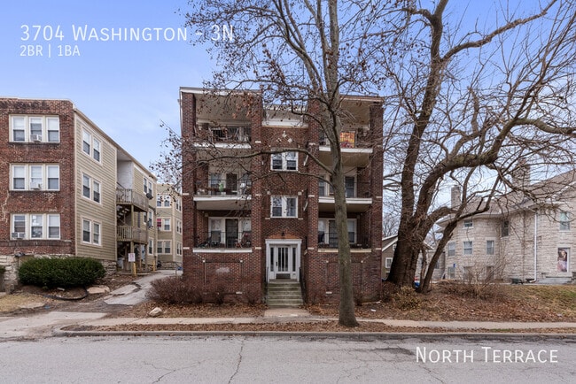 Foto del edificio - 3704 Washington-3N