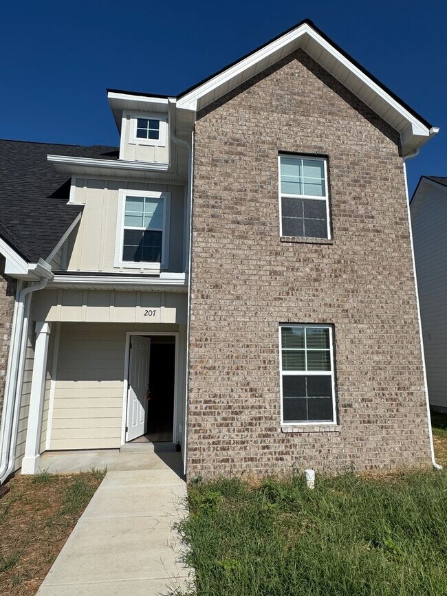 Foto del edificio - 207 Mountaindale Dr