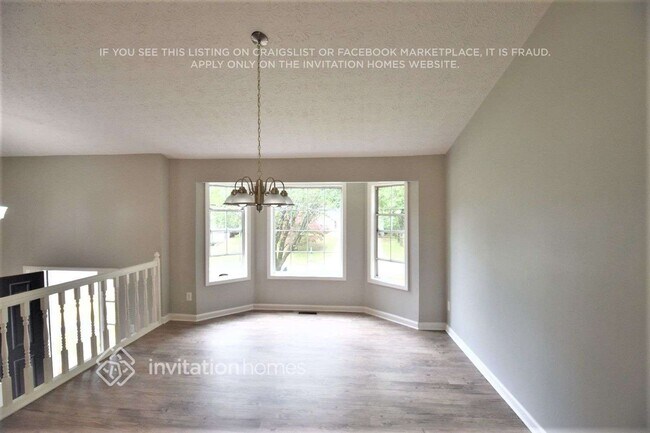 Building Photo - 550 Elizabeth Heights NE