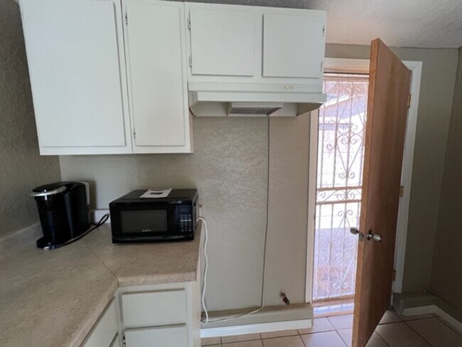 Building Photo - 16829 Glenhope Dr. La Puente CA