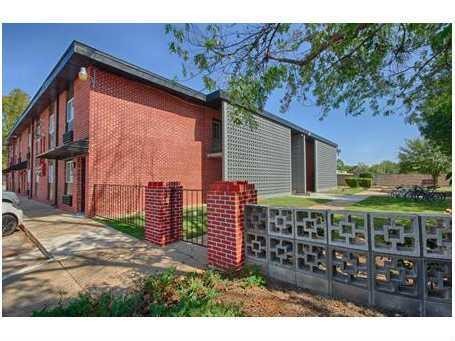 Foto principal - 1325 W. Lindsey