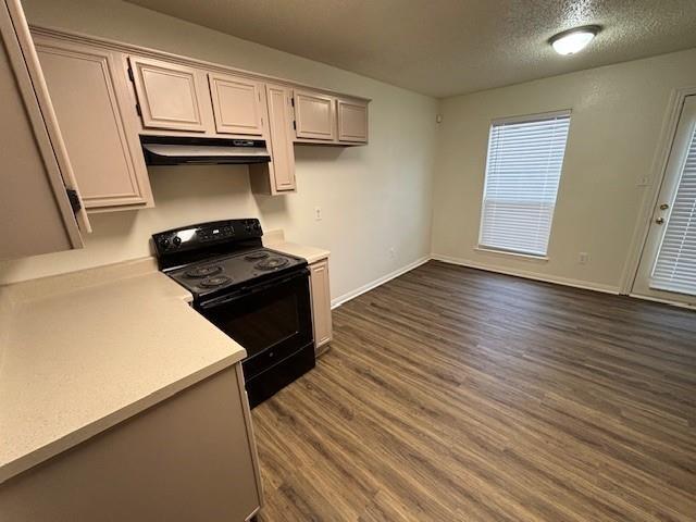 Building Photo - 324 Moss Hill Dr