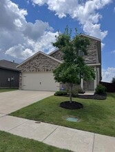 Building Photo - 1633 Briar Hunt Dr