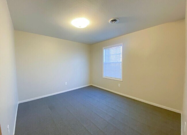 Foto del edificio - Italian Estates Property Management