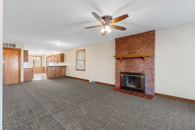 Foto del edificio - Stonebridge 3840/3842