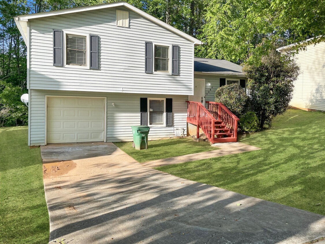 2286 Ramblewood Cir, Decatur, GA 30035 House Rental in Decatur, GA