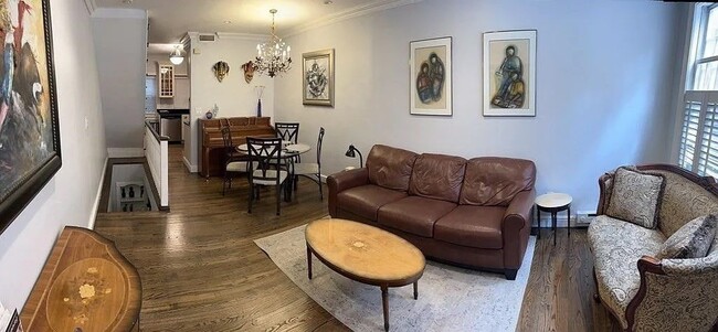 Building Photo - 15 S Russell St