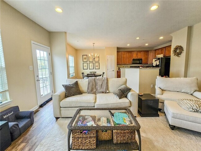 Foto del edificio - 813 Fairgate Drive