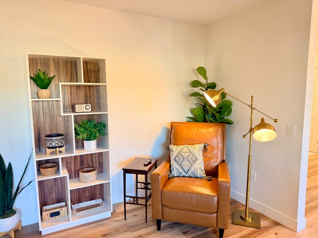 Foto del edificio - 942 Ruby Dr